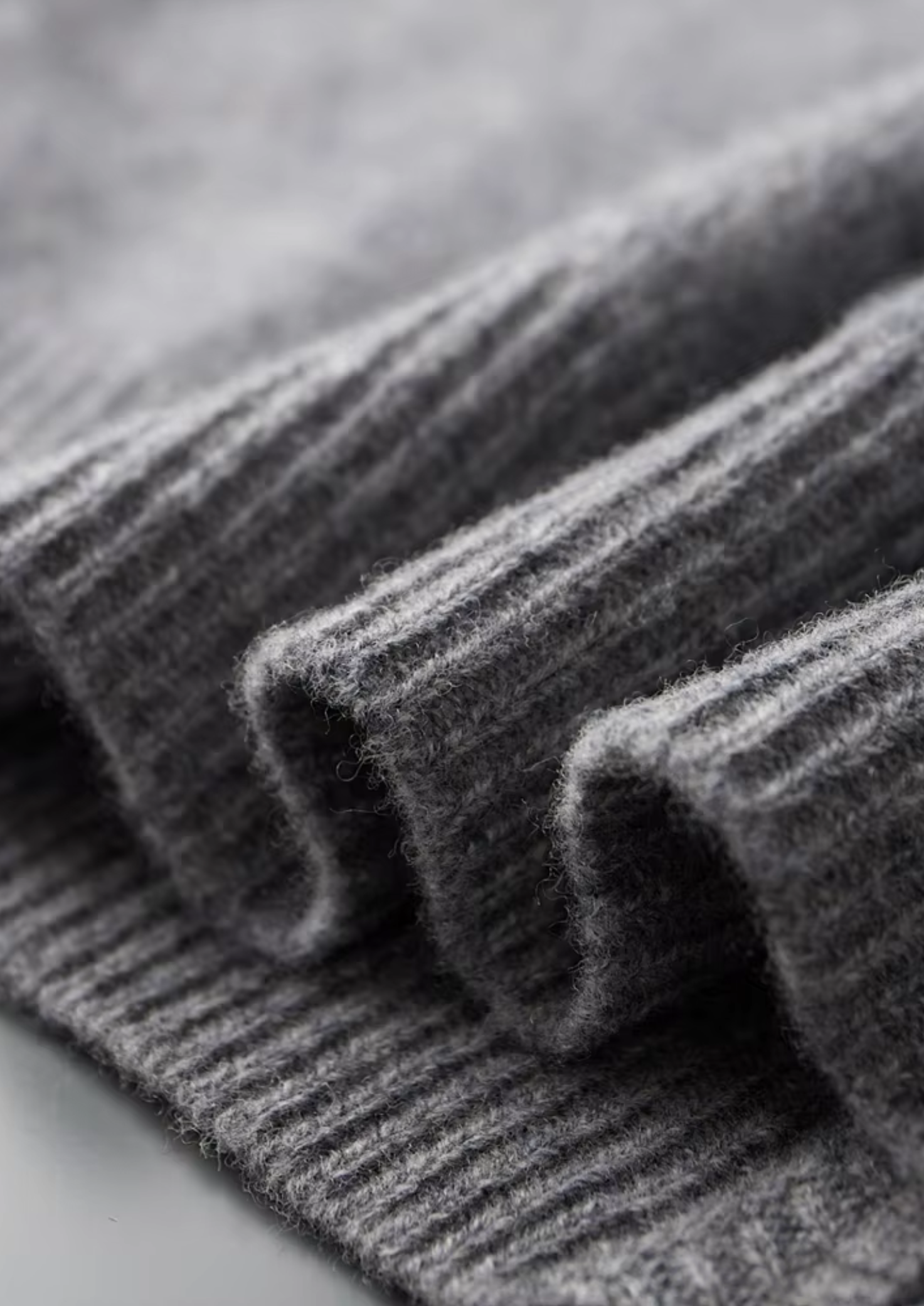 Miano® | CARDIGAN BISTEPIS À FERMETURE ÉCLAIR EN LAINE MÉRINOS