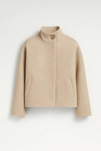 Miano® | Veste courte avec col haut et fermeture à bouton