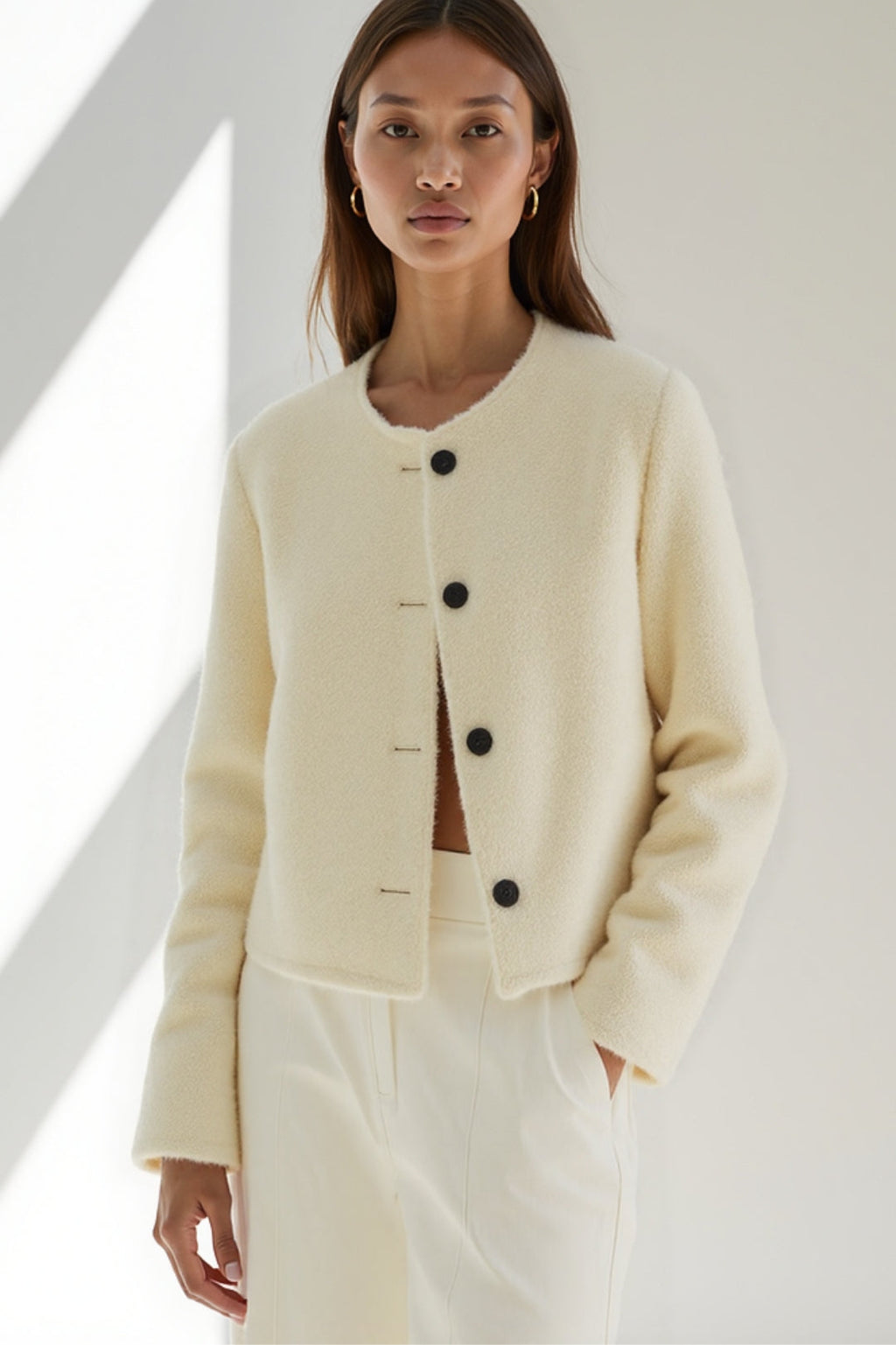 Miano® | Court dress in plain bouclée with contrasting boutons